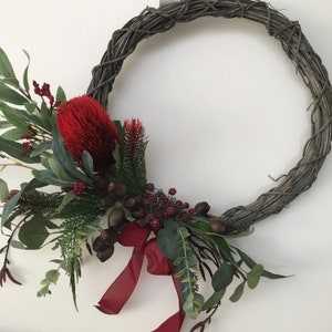 Native Wreath with Banksia, Bottlebrush Gumnuts and Berries