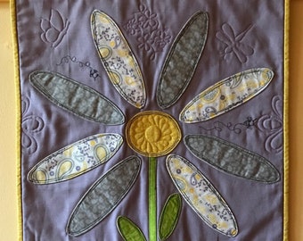 Daisy Wall Hanging