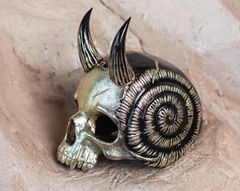 Golden Skull Masquerade Mask: Gothic Halloween Costume, 3D Printed