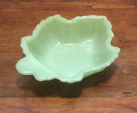 Fire king maple leaf - Etsy 日本