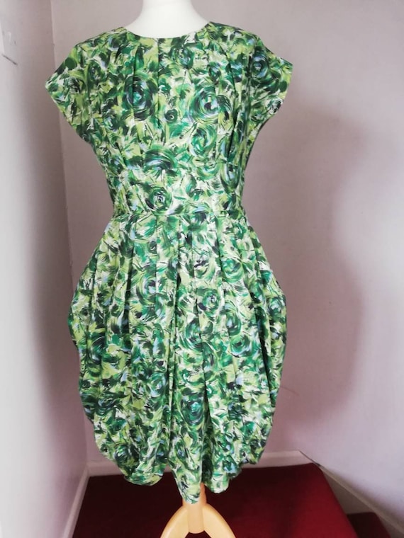 Unique 50s cotton floral dress with wonderfully co