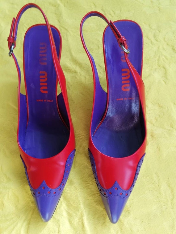 90s Miu Miu two tone sling back kitten heels. - image 2