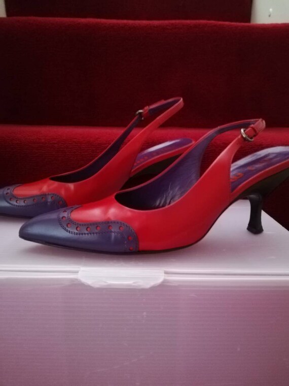 90s Miu Miu two tone sling back kitten heels. - image 7
