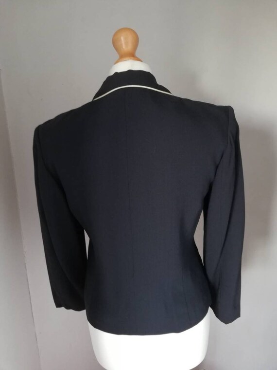 Chic French vintage 90s jacket in dark navy blue.… - image 3