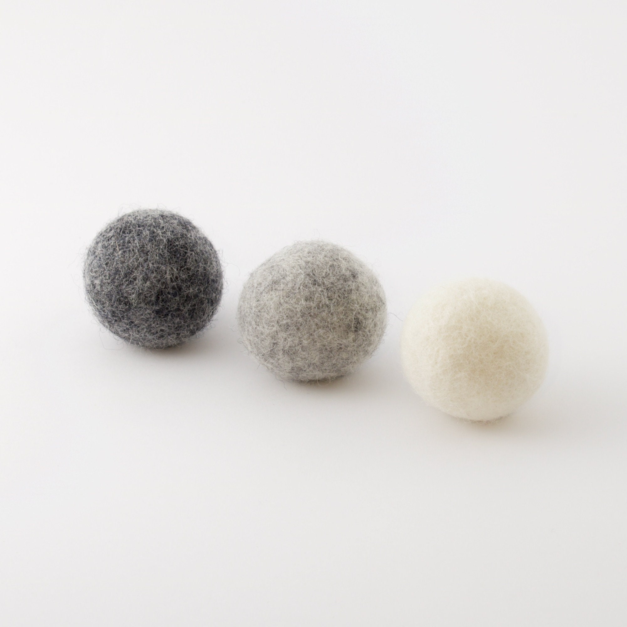 5 Wool Balls for Cats the Kitty Toy Set Etsy