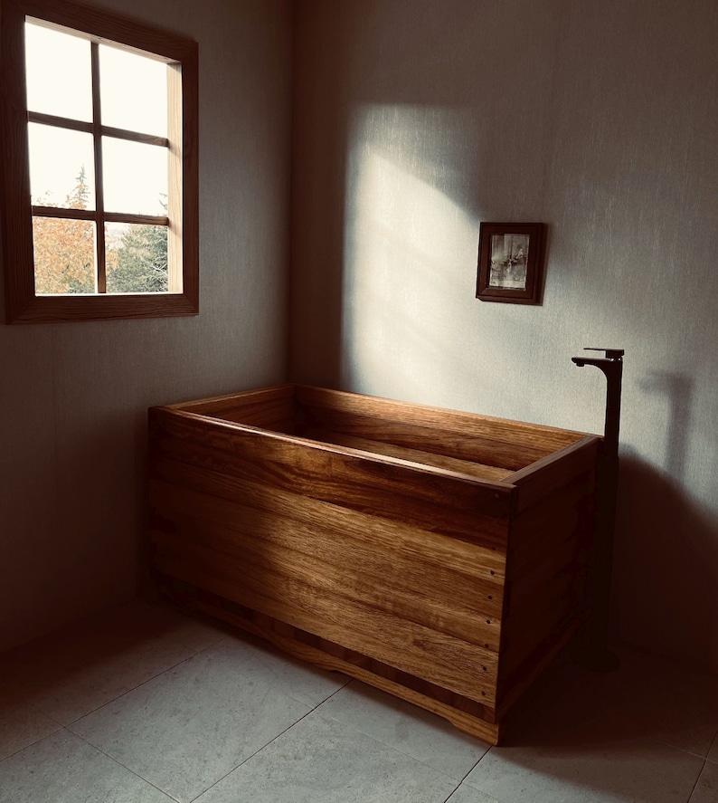 Ofuro Wooden Soaking Bathtub Mahogany Sipo Wood Customizable image 7