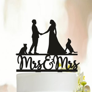 Lesbian cake topper with cat and dog, Lesbian with dog,Lesbian wedding cake topper,mrs and mrs cake topper,lesbian dogs, Same Sex topperA239