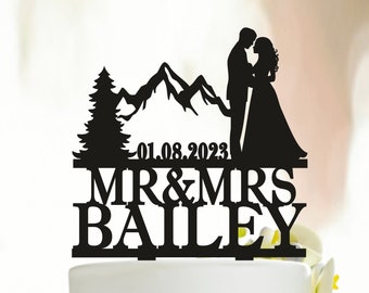 Mountain wedding cake topper,Bride and Groom,Cake Topper with date,Custom Mountain Cake Topper,Personalized Cake Topper,Tree Cake TopperA282