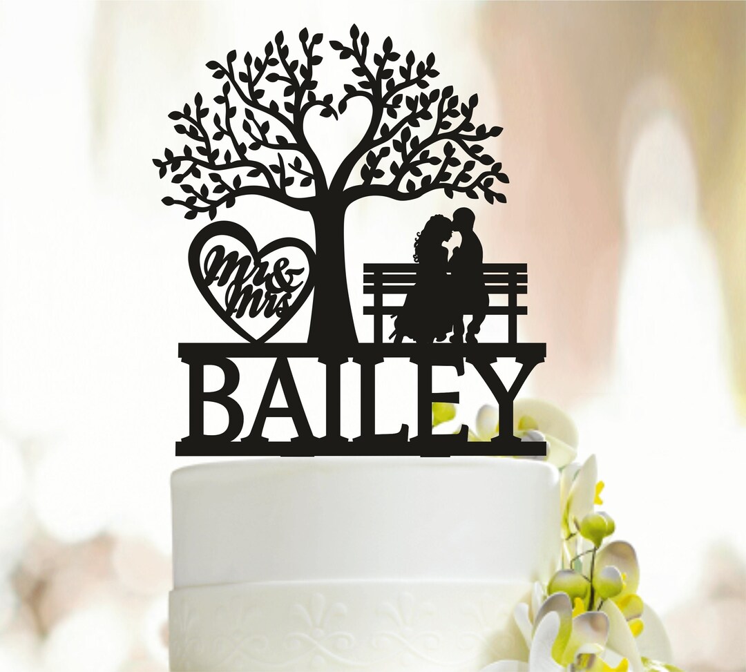 Couple on the Bench Cake Topper, Tree Wedding Cake Topper, Personalized ...