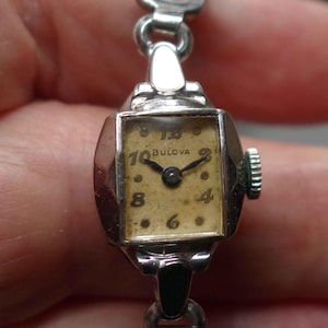 Vintage BULOVA Mechanische Damen-Armbanduhr