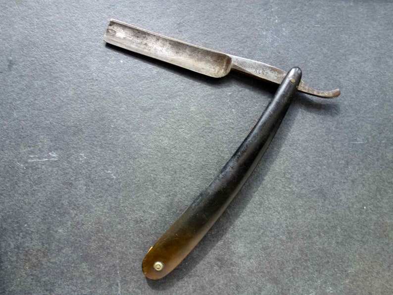 Vintage Straight Razor Made in Germany by Wadsworth Razor Co Model XLNT