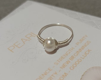 Pearl ring-925 Sterling Silver pearl ring-Pearl jewellery-Handmade wire wrapped pearl ring-Pearl jewellery-June Birthstone ring-Gift for her