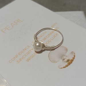 Pearl ring-925 Sterling Silver pearl ring-Pearl jewellery-Handmade wire wrapped pearl ring-Pearl jewellery-June Birthstone ring-Gift for her image 2