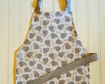 Honey Bear Montessori Kids Apron, Kid's Apron, Boy's Apron, Children's Apron, Toddler Apron, Kids Apron, Boys Apron, Kids Smock