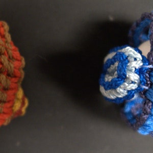 Macrame Cat Balls with Bells (set of 2)