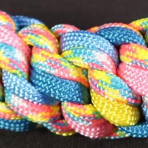 Paracord 2&#39; Tug Rope Dog Toy