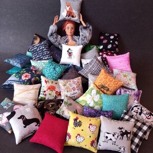 Miniature cushion for a doll/'s sofa Set 3pcs Miniature pink cushion dollhouses Blythe Romantic Cushion for Popovy Sisters Pullip Barbie