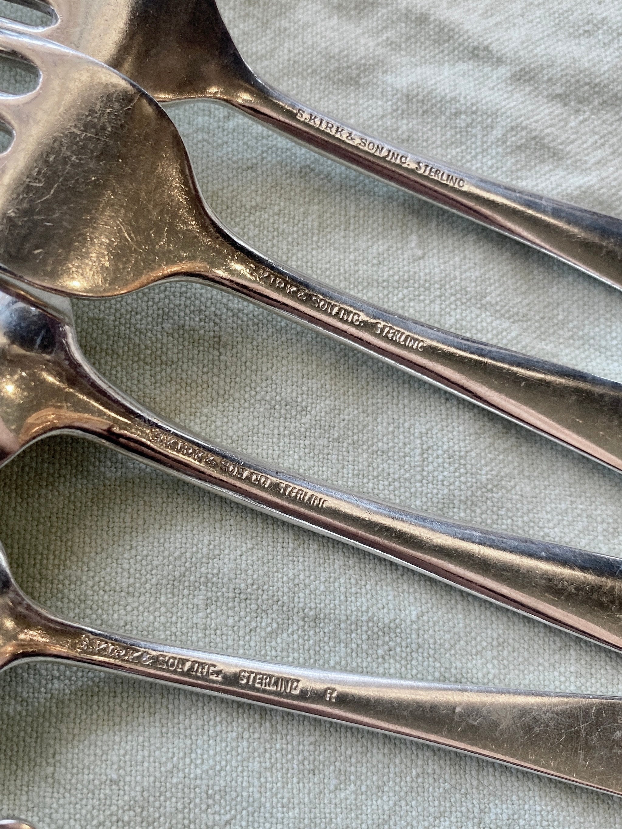 【S.Kirk & Son】【純銀】レターナイフ 花々が彩る スターリング S.Kirk & Son】【純銀】レターナイフ 花々が彩る スターリング