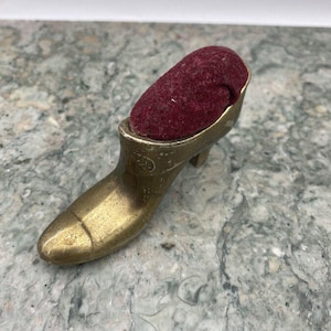 Vintage Figural Shoe Sewing Pin Cushion