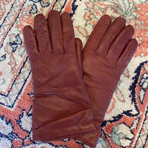 NOS Vintage c.1970s/80s Italian Burgundy Genuine Leather Gloves