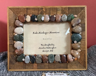 Beach Stone and Barn Wood Frame 5x7, Stone Frame, Rock Mirror, Lake Michigan Frame, Michigan Stone Frame, Cottage Frame, Handcrafted Frame