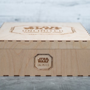 Grand organiseur de boîte de rangement gravé Star Wars Unlimited, autonome pour plus de 3 100 cartes avec pochettes / 4 500 ou plus sans pochettes !