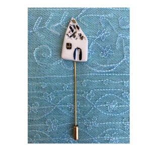 Handmade Ceramic House Brooch: Unique Beach House Pin