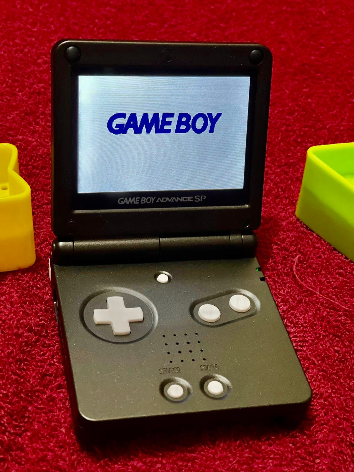 Nintendo Gameboy Advance SP Solid Black IPS V2 Mod: Retro