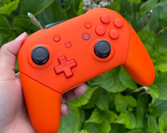 Gaming-elegantie op professioneel niveau: custom Switch Pro-controller met originele doos en oplaadkabel voor een nog betere game-ervaring