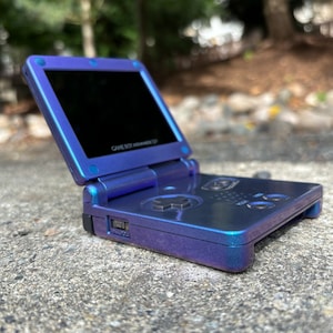Custom Modified Gameboy AdvanceSP Console - Retro Handheld Chameleon Glossy Purple Blue Console IPS Backlit & 10 Levels Brightness.USB C Mod