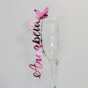 Marque-places personnalisés pour mariage découpés au laser en acrylique miroir rose | Miroir rose noms de lieux | Marque-places acrylique papillon Marques-places de mariage