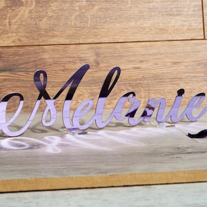 Letrero con nombre independiente en espejo Very Peri / Letrero con nombre en espejo / Letreros de mesa independientes / Letrero con nombre personalizado en espejo o con brillantina sobre soporte