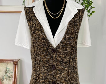 WIDE BROWN KNITTED VEST