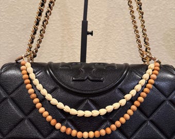 Double strand pikake sandalwood purse lei