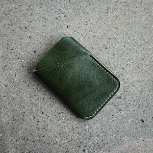 Portefeuille porte-cartes vertical en cuir vert