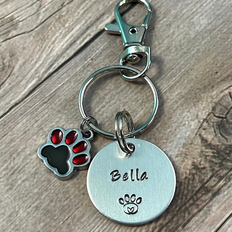 CUSTOM PET KEYCHAIN Pet Name Keychain Pet Lover Gift Dog Etsy
