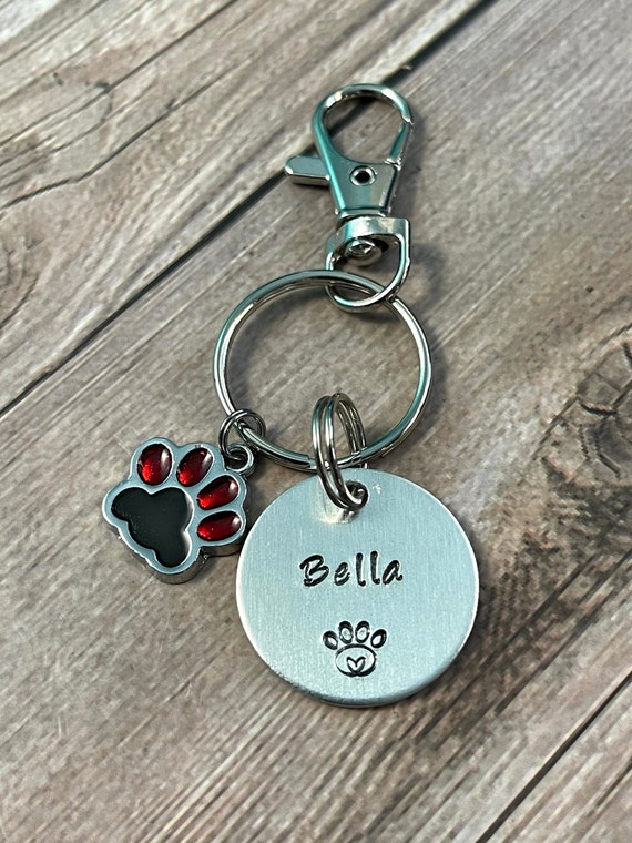 CUSTOM PET KEYCHAIN Pet Name Keychain Pet Lover Gift Dog Etsy