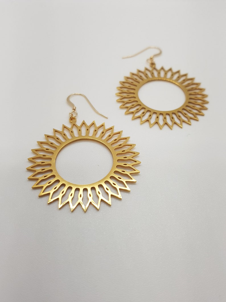 very light mandalagold stainless steel pendant earrings gold filled gold 14K anti-allergen earrings