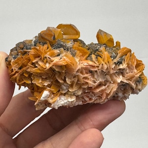 Cristales maclados de cerusita, barita naranja, galena, Marruecos, 230 gramos; ¡Hermoso regalo para coleccionistas y entusiastas de los cristales y minerales!