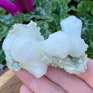 Top White Pearly Stilbite on Heulandite Base Zeolite Crystals
