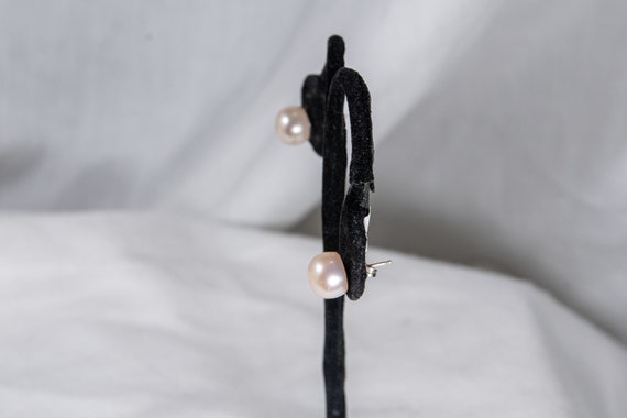 Button Pearl Stud Earrings - image 2