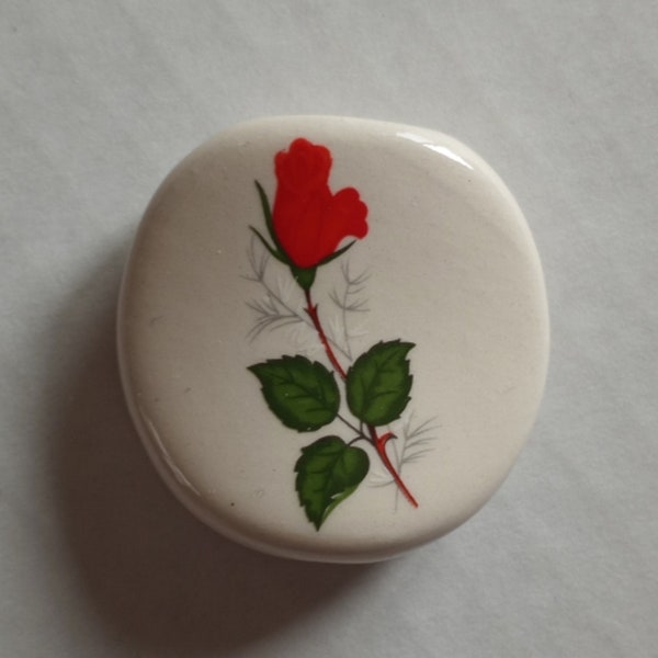 Handmade Ceramic Smoke "Toke" Stone - Holds Your Hand-Rolled Cigarette - No More Burned Fingers or Lips - Single RED ROSE / FLOWER