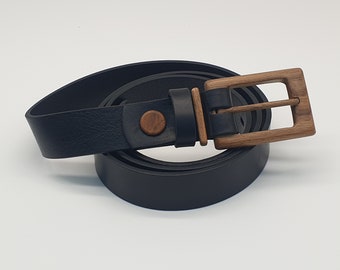 Sagarmatha Brave 306, Leather business belt, for men and women, biodegradable with wooden buckle