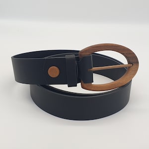 Serengeti Clever 406, Cinturón de cuero negro, Cinturón para mujeres y hombres, Cinturón con hebilla de madera, Cinturón hecho a mano