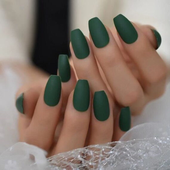 Press on Nails Coffin Medium Length in Matte Polish Finish Coffin