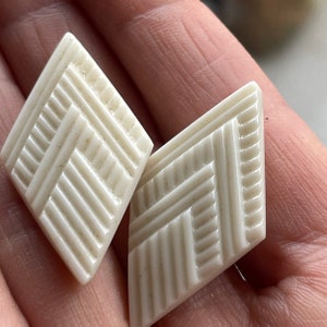 Paralellogram-o-rama Set of 2 Gorgeous White Glass Buttons for sewing or collecting image 1