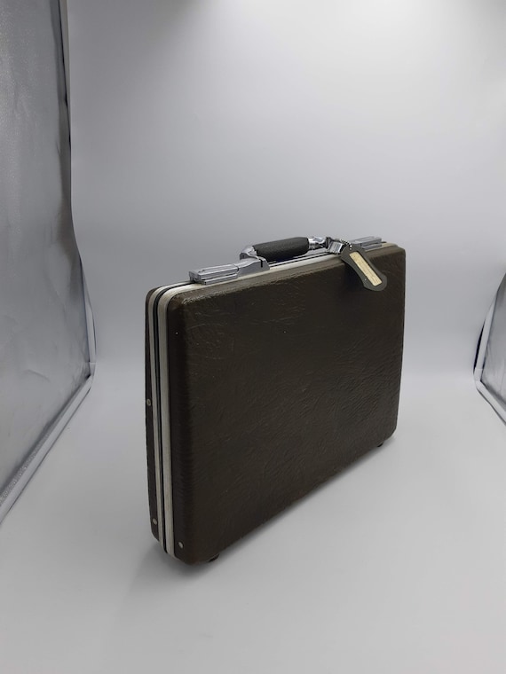 American Escort Slim Hardshell Briefcase 1970s