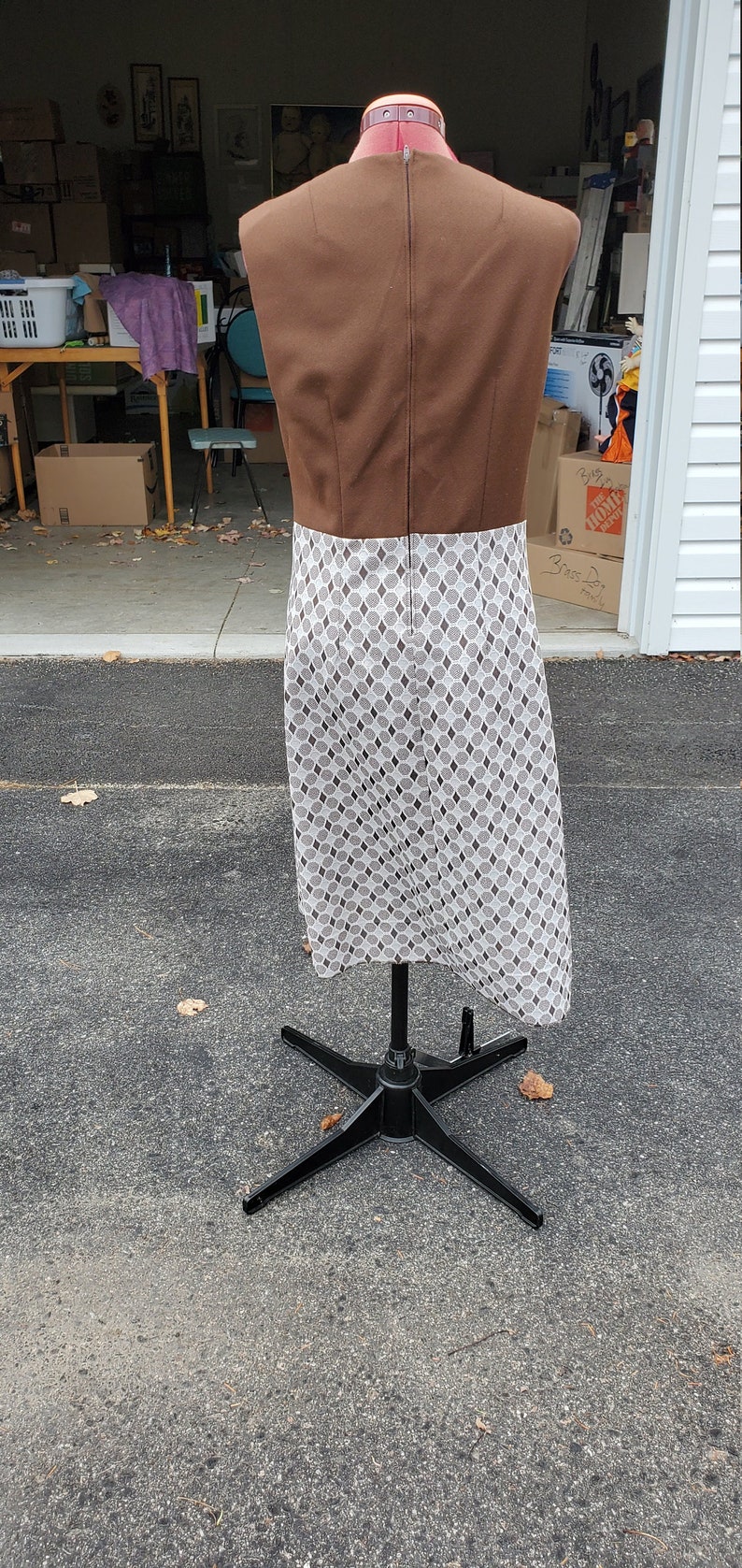Vintage 2 Piece Polyester Dress Suit Size Medium