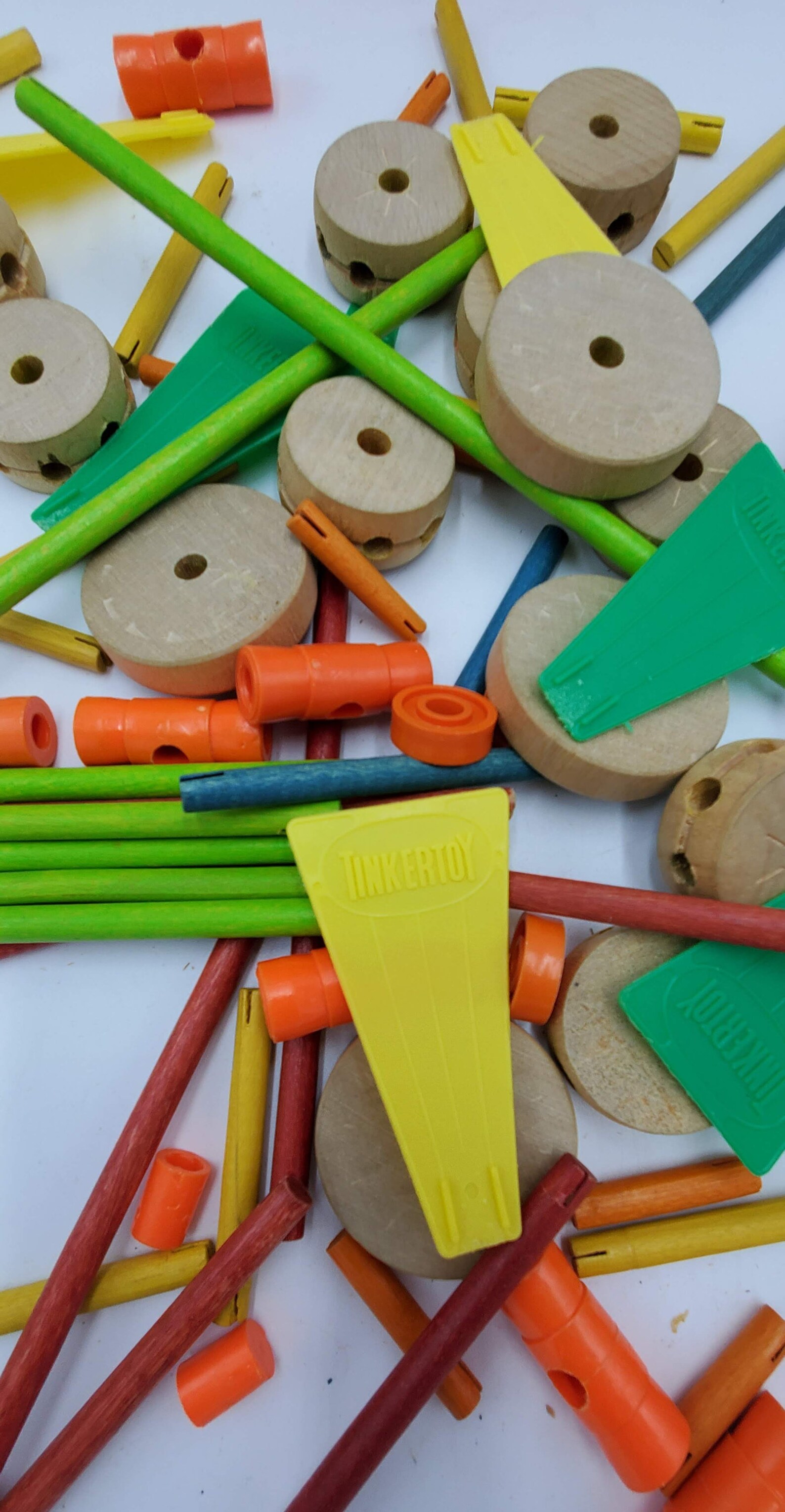 tinker toys hasbro