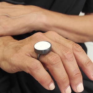Round Concrete Silver Ring,Statement Geometric Ring,Round Oxidized Silver Ring,Concrete Jewelry,Chunky Contemporary Concrete Ring,C8.
